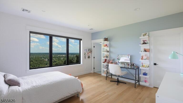 Property listing MLS 4049479 photo 34