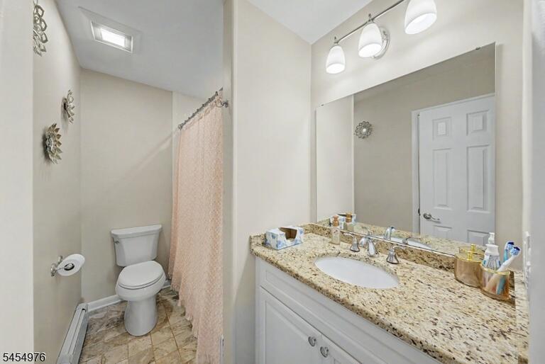 Property listing MLS 4049490 photo 18