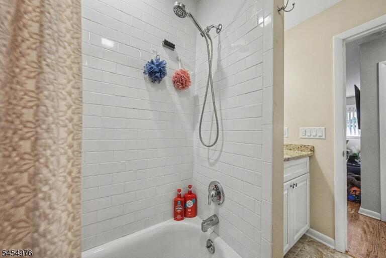 Property listing MLS 4049490 photo 21