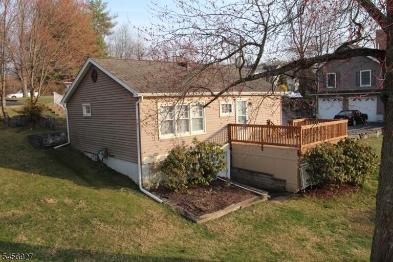 Property listing MLS 4049498 photo 1