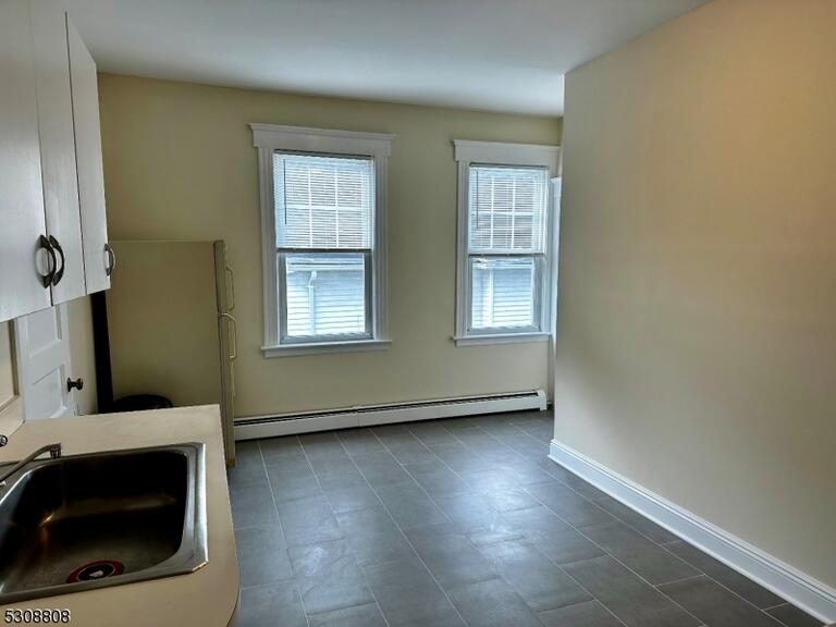 Property listing MLS 4049504 photo 5