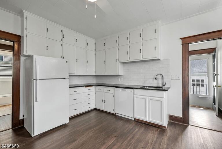 Property listing MLS 4049508 photo 14