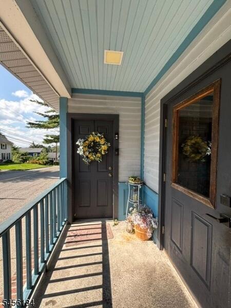 Property listing MLS 4049514 photo 1