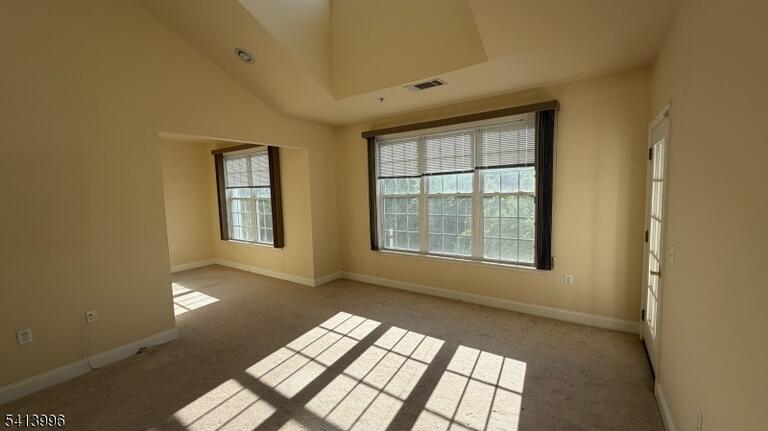 Property listing MLS 4049526 photo 5