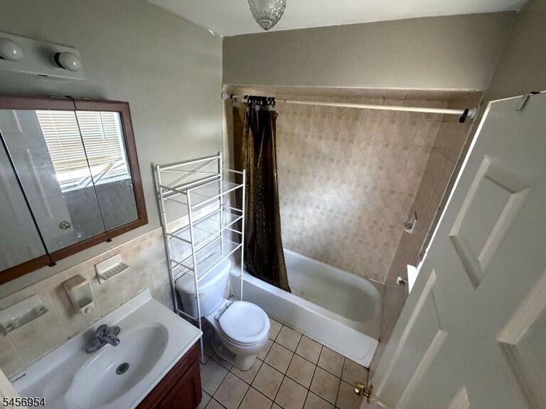 Property listing MLS 4049532 photo 13