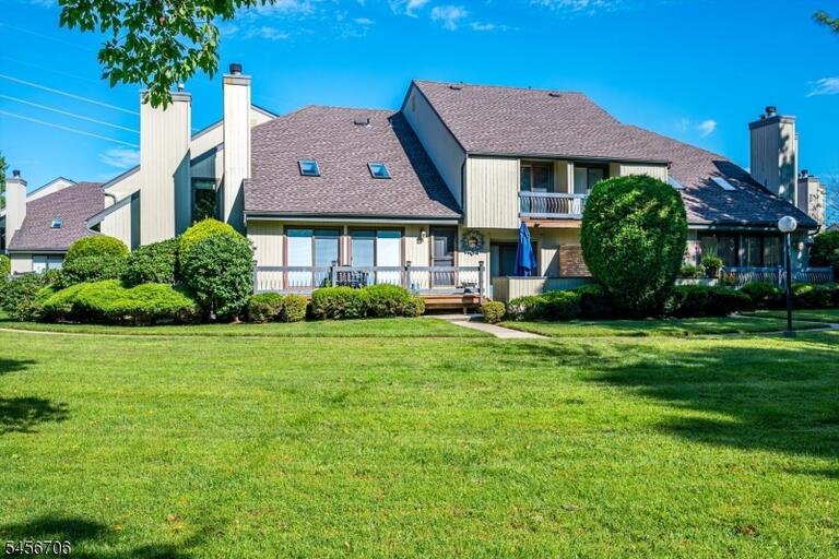 Property listing MLS 4049565 photo 1