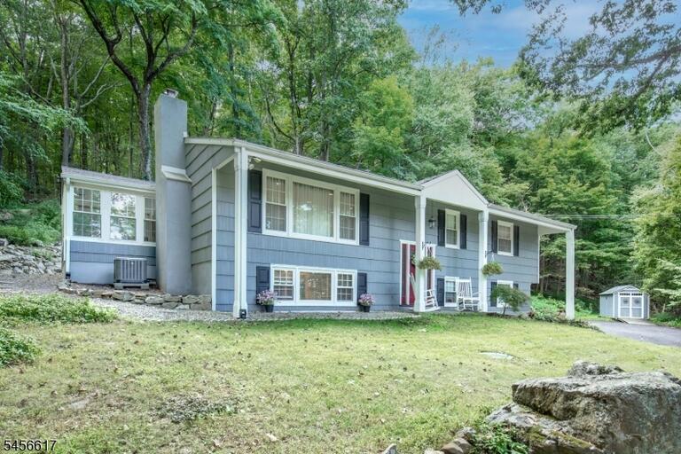 Property listing MLS 4049566 photo 20