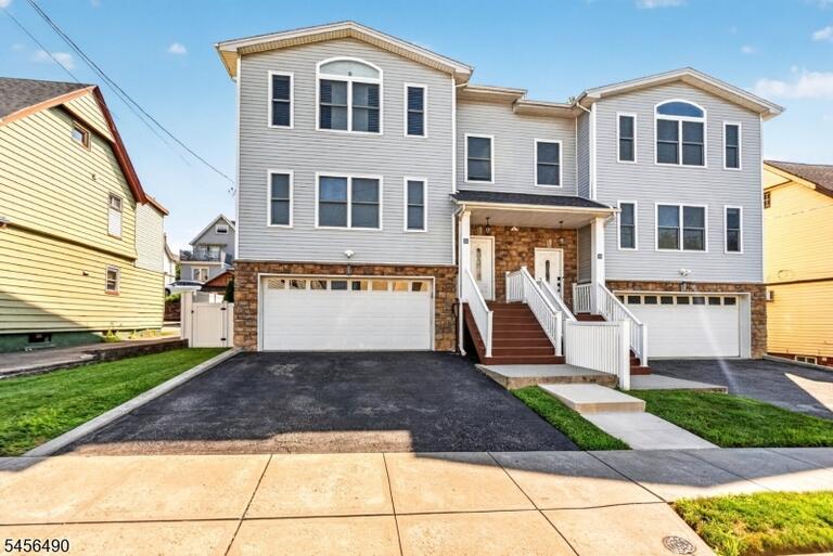 Property listing MLS 4049594 photo 1