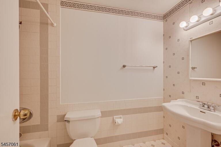 Property listing MLS 4049600 photo 11