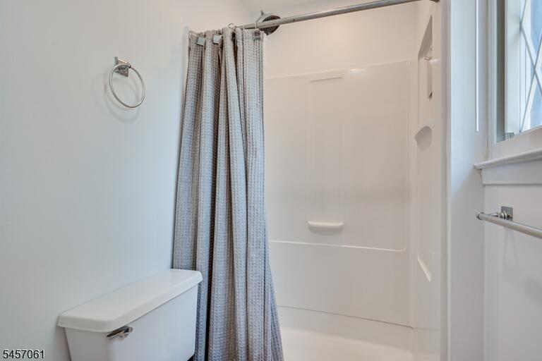 Property listing MLS 4049600 photo 14