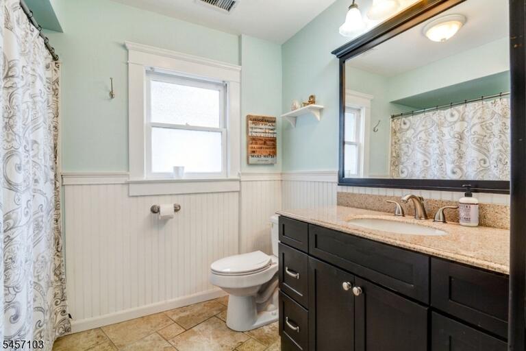 Property listing MLS 4049627 photo 14
