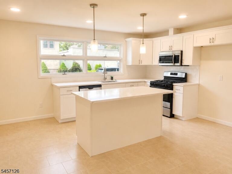 Property listing MLS 4049649 photo 1
