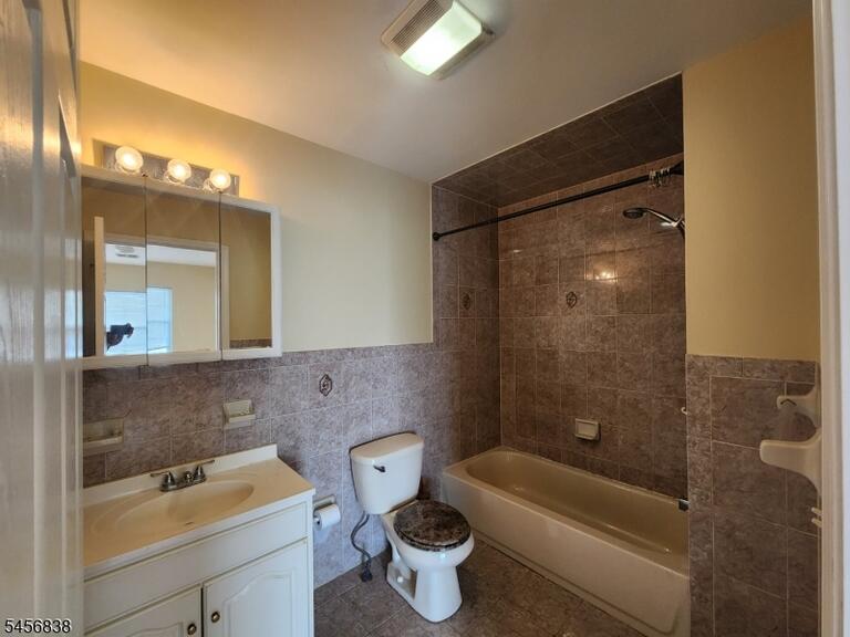 Property listing MLS 4049654 photo 10