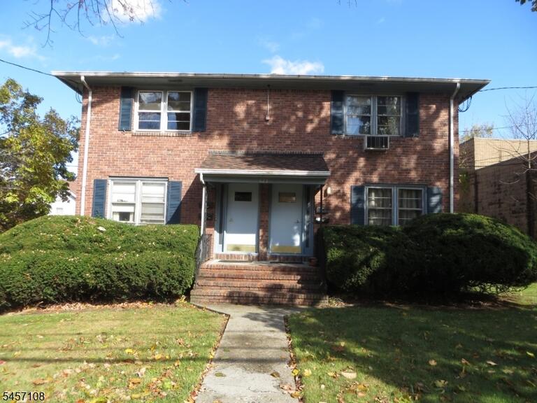 Property listing MLS 4049655 photo 3