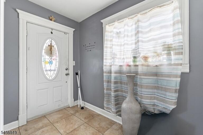 Property listing MLS 4049660 photo 7