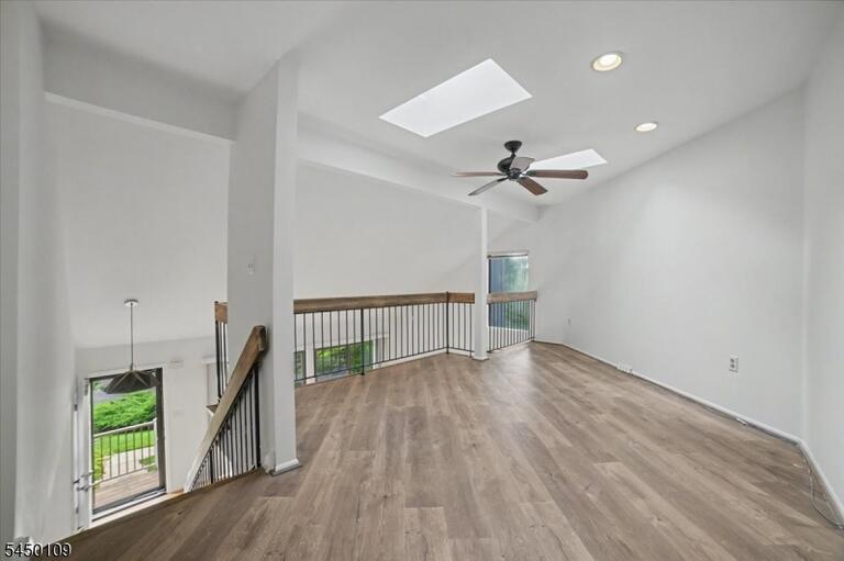 Property listing MLS 4049733 photo 14