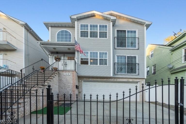 Property listing MLS 4049771 photo 1
