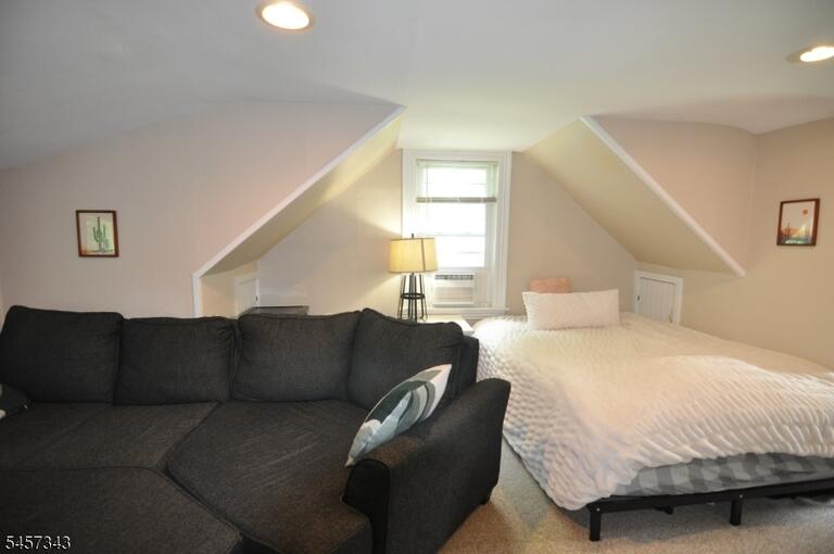 Property listing MLS 4049777 photo 12