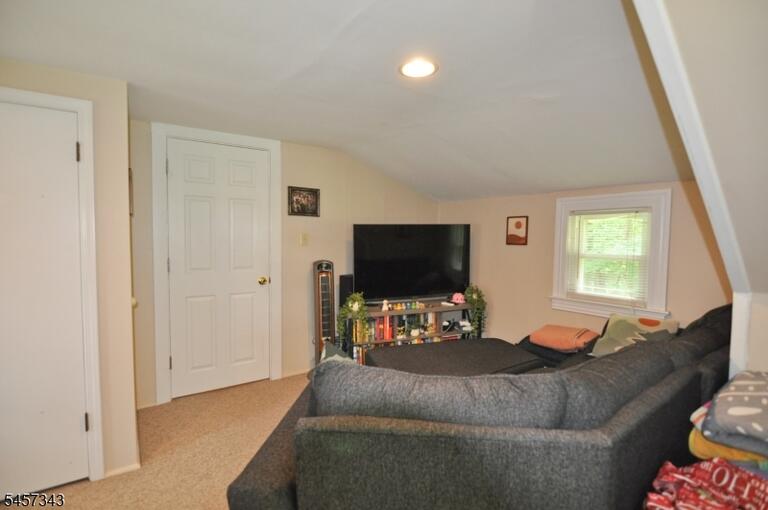 Property listing MLS 4049777 photo 13
