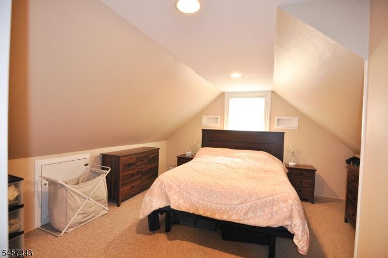 Property listing MLS 4049777 photo 16