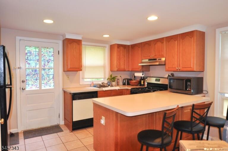 Property listing MLS 4049777 photo 4