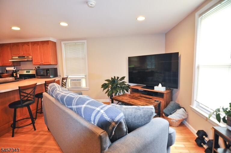 Property listing MLS 4049777 photo 7
