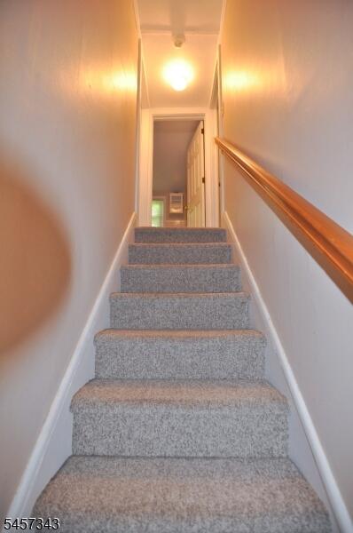 Property listing MLS 4049777 photo 9