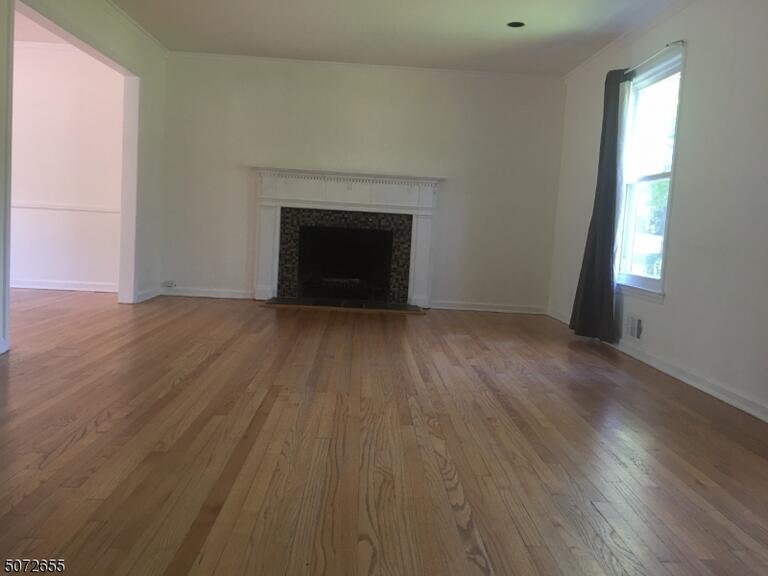 Property listing MLS 4049786 photo 6