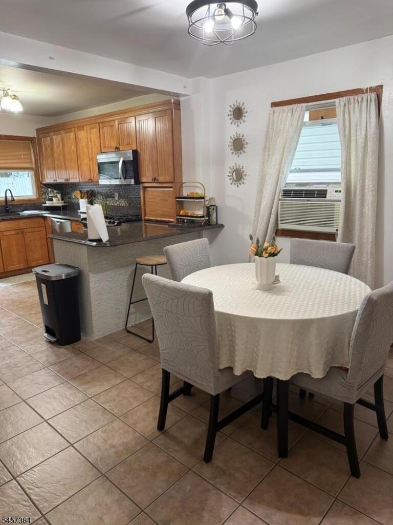 Property listing MLS 4049791 photo 8