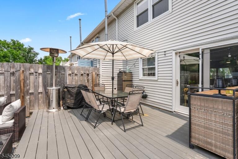 Property listing MLS 4049818 photo 33