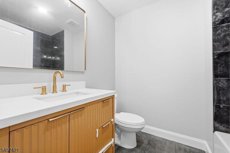 Property listing MLS 4049823 photo 26
