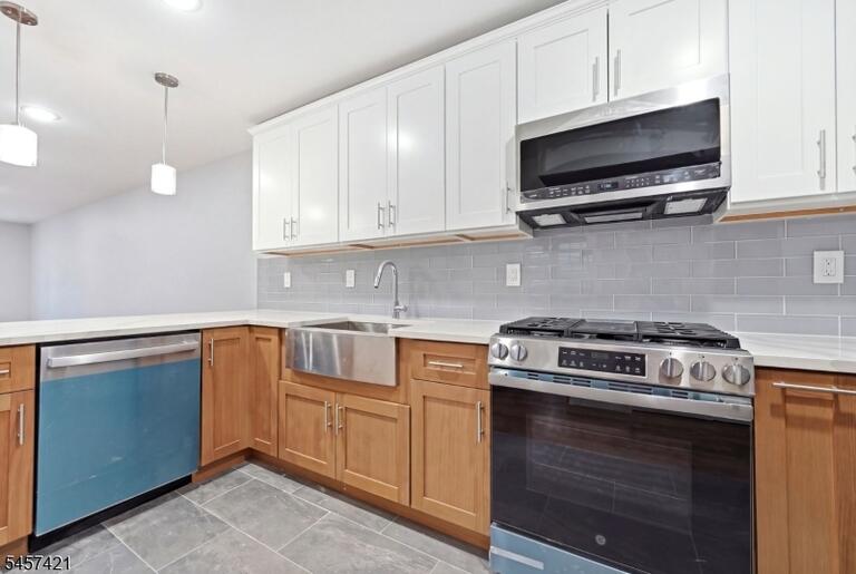 Property listing MLS 4049823 photo 5