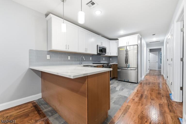Property listing MLS 4049823 photo 8