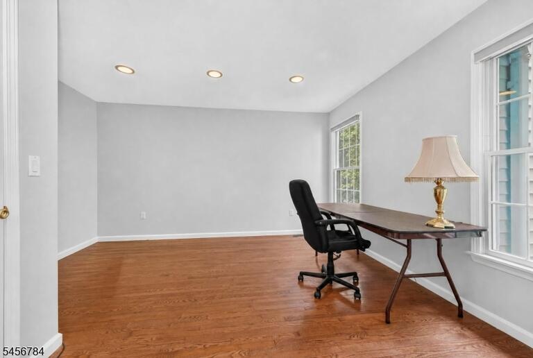 Property listing MLS 4049851 photo 11