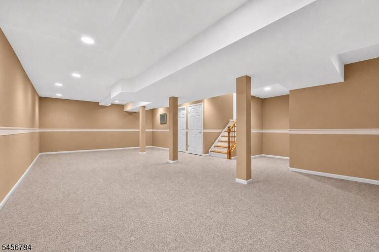 Property listing MLS 4049851 photo 16