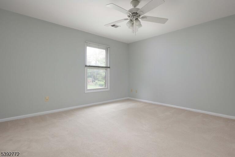 Property listing MLS 4049882 photo 12