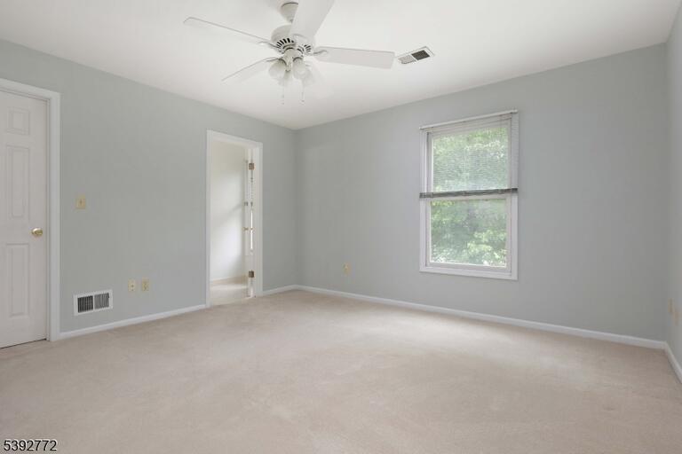 Property listing MLS 4049882 photo 13