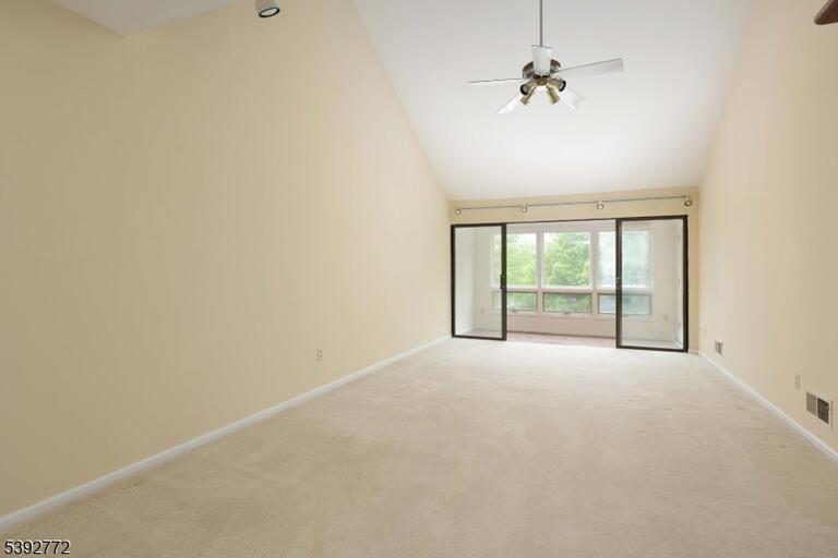 Property listing MLS 4049882 photo 7