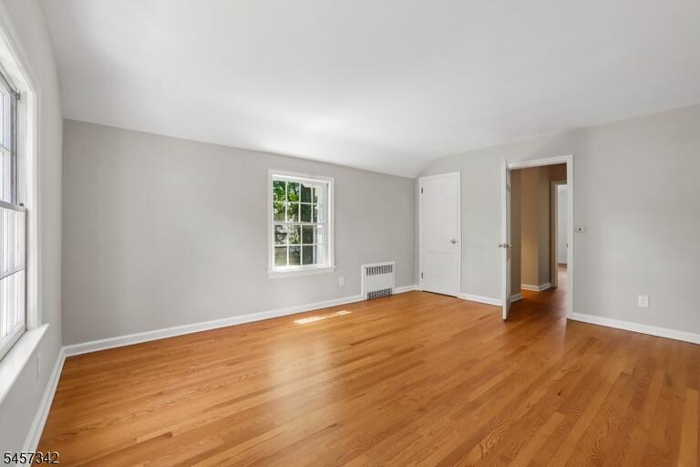 Property listing MLS 4049897 photo 25