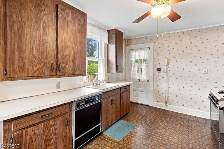 Property listing MLS 4049910 photo 11