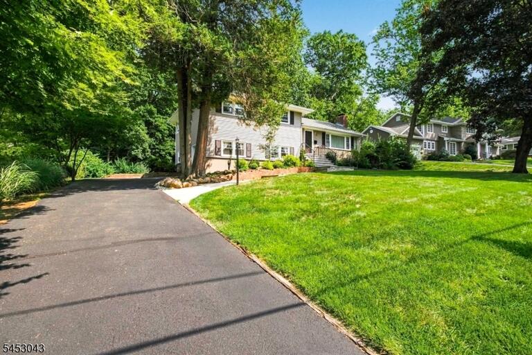 Property listing MLS 4049923 photo 26