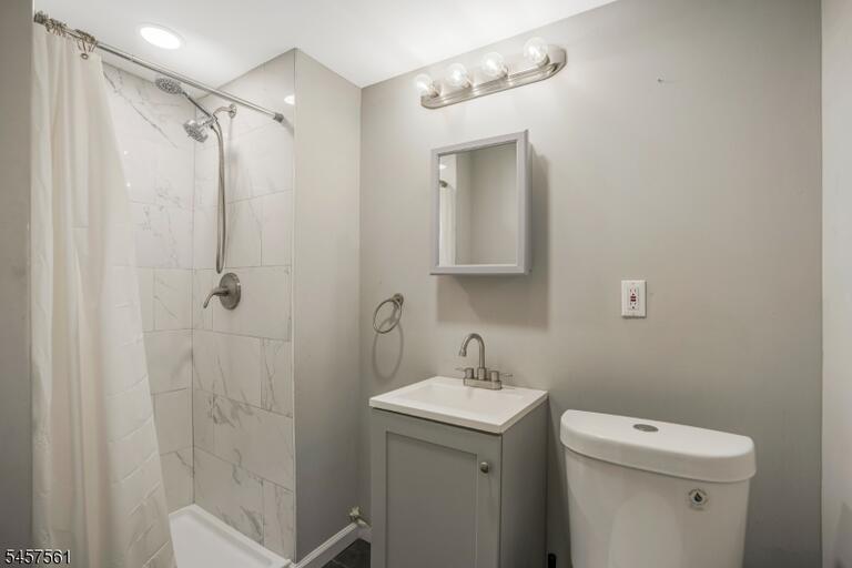 Property listing MLS 4049943 photo 26
