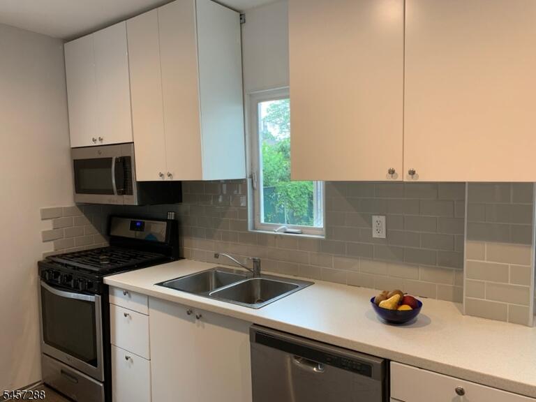 Property listing MLS 4049945 photo 30