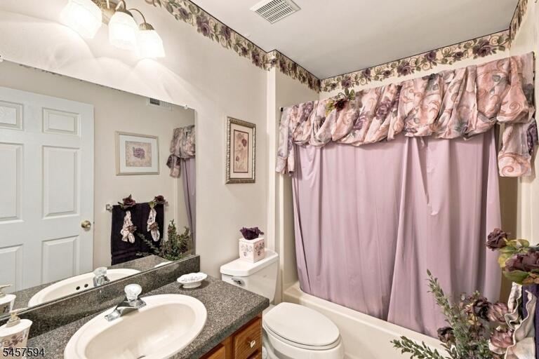 Property listing MLS 4049981 photo 42