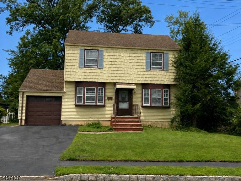 Property listing MLS 4050003 photo 1