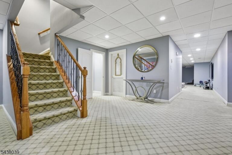 Property listing MLS 4050009 photo 34