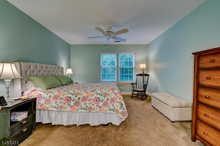 Property listing MLS 4050041 photo 30