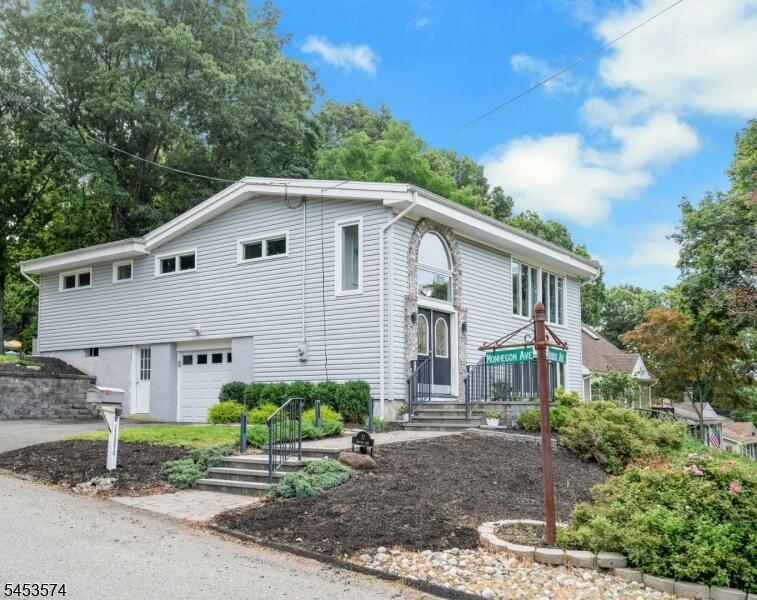 Property listing MLS 4050051 photo 24