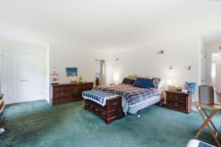 Property listing MLS 4050055 photo 22