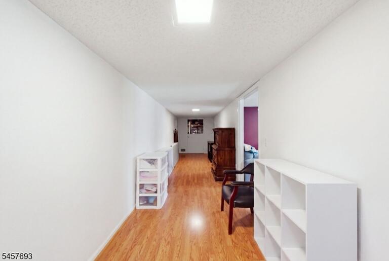 Property listing MLS 4050055 photo 33